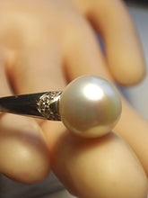 Load image into Gallery viewer, Cultured Pearl Dress Ring